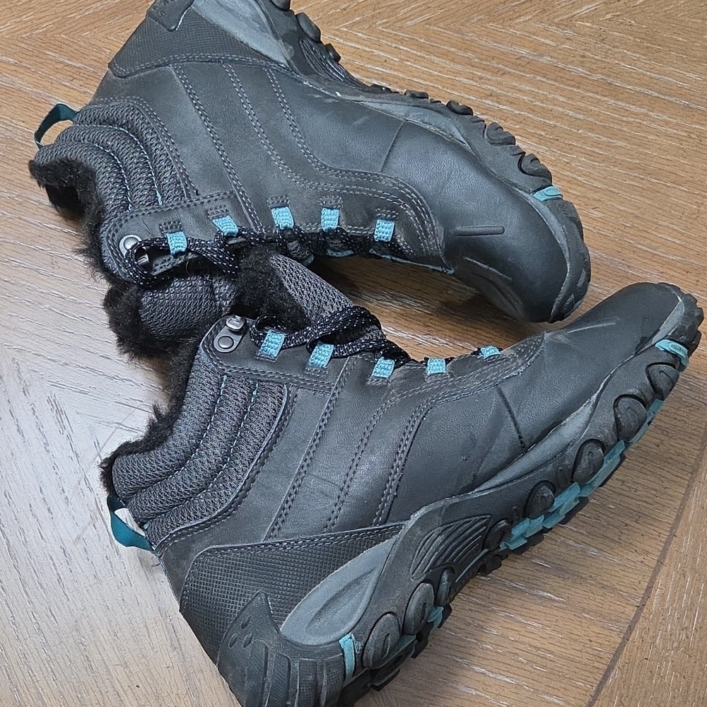 Merrell Atmos Mid Womans Black 300 Gram Fleece Lined Boots, Size 8.5 - Picture 6 of 10